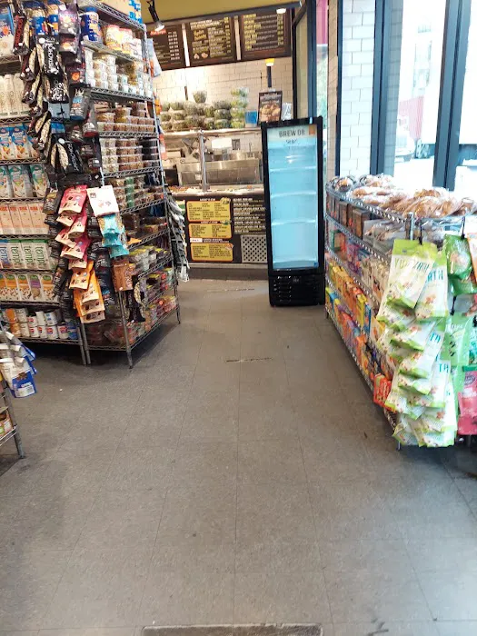 Brooklyn's Natural Deli Picture 1