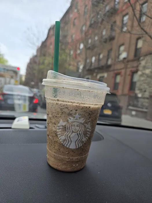 Starbucks Picture 3