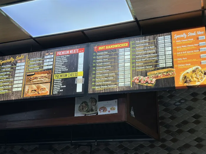 1925 Deli & Grill Picture 2