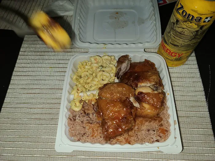 FRIED CHICKEN WITH THE SAUCE Picture 3