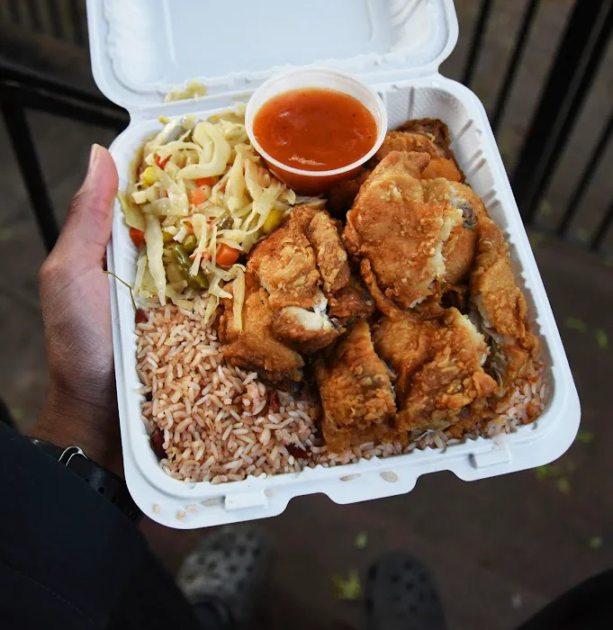 FRIED CHICKEN WITH THE SAUCE Picture 6