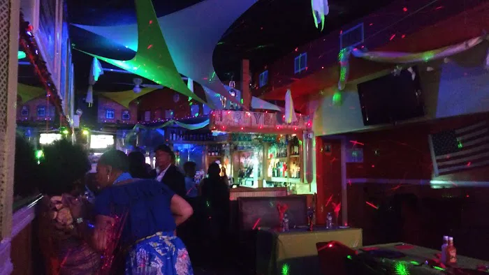 Club Caribbean American Picture 10