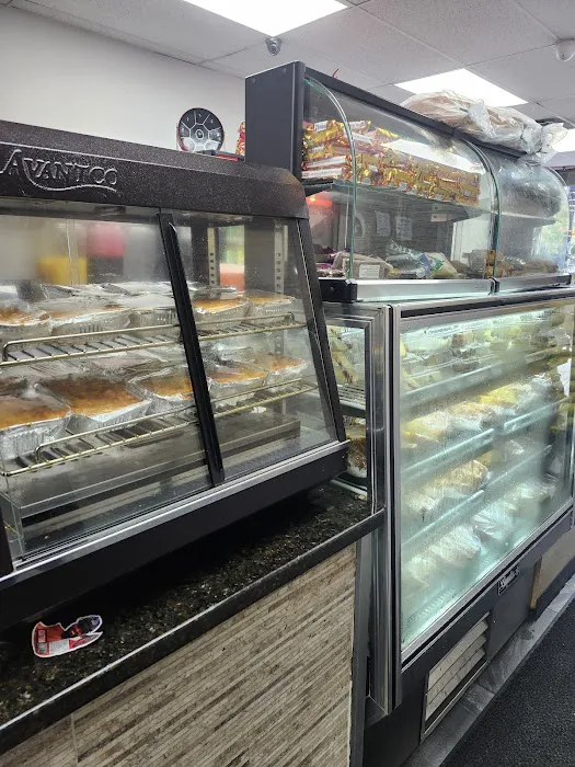 Jen's Roti Shop and Bakery Picture 2
