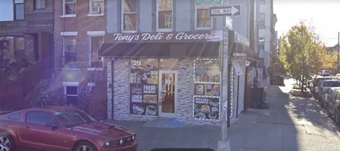 Wolcott Deli Grocery Picture 6