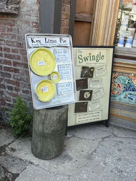 Steve's Authentic Key Lime Pie Picture 6