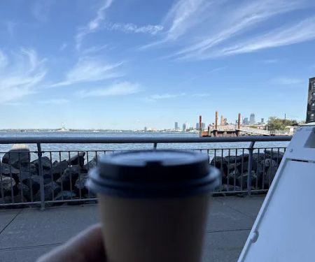 Cafe Here