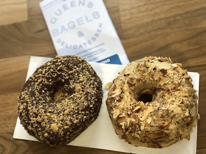 Queens Bagels & Delicatessen Picture 4