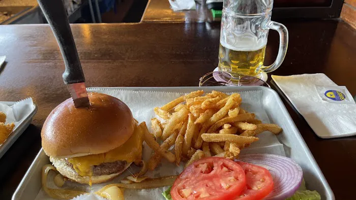 Cobblestones Pub and Biergarten Picture 4