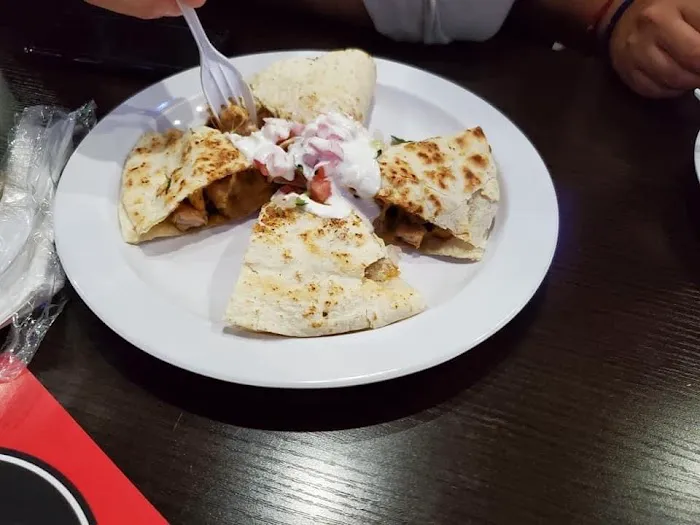 Sabores Latinos Restaurant & Bakery Picture 4