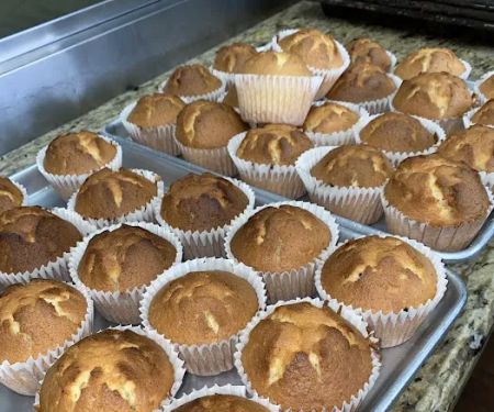 Sabores Latinos Restaurant & Bakery