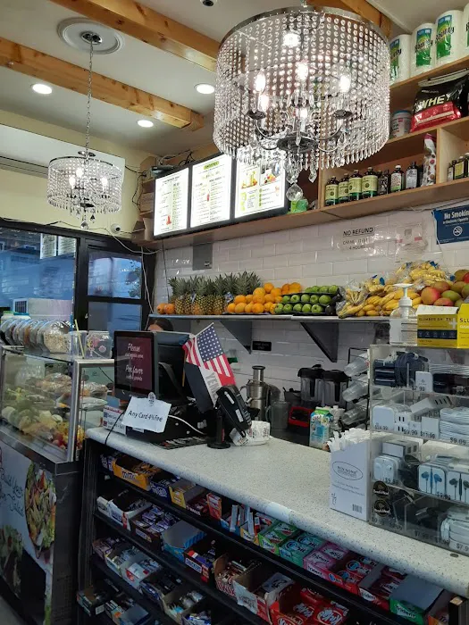 Go Detox Juice Bar & Grill Picture 4