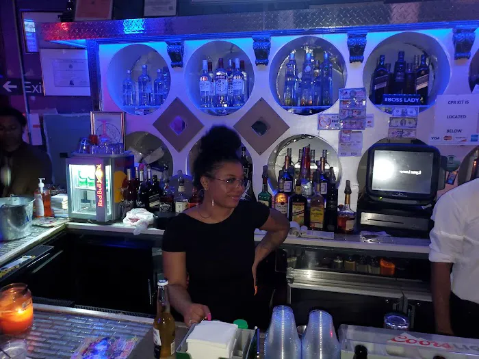 Lynx Lounge Picture 8