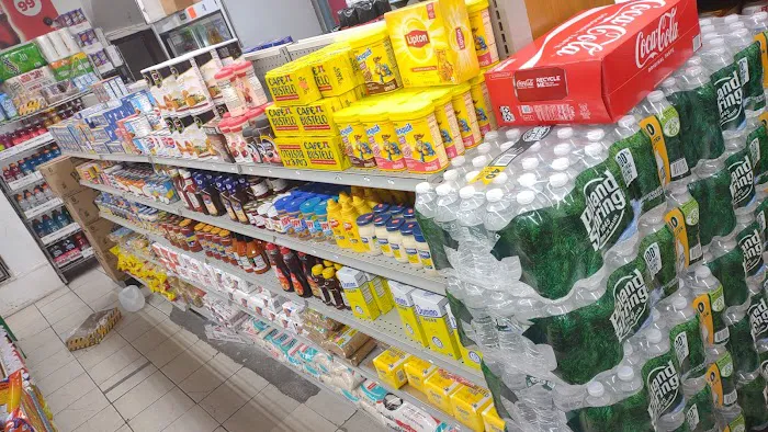 Ozone park deli & grocery Picture 1