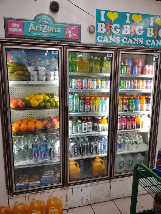 Ozone park deli & grocery Picture 10