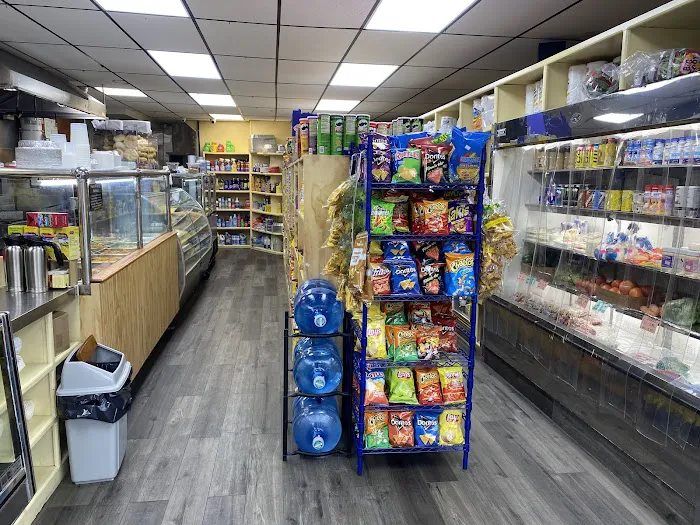 Anthony’s Deli Grocery & Grill Picture 6