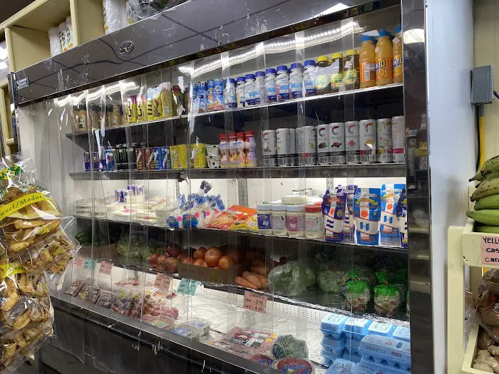 Anthony’s Deli Grocery & Grill Picture 7