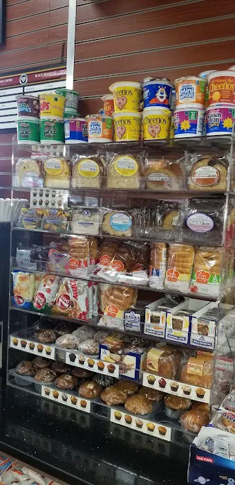 Halal Deli Grocery Picture 6