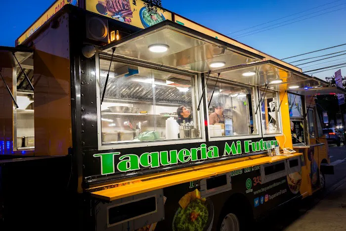 Taqueria Mi Futuro Picture 5