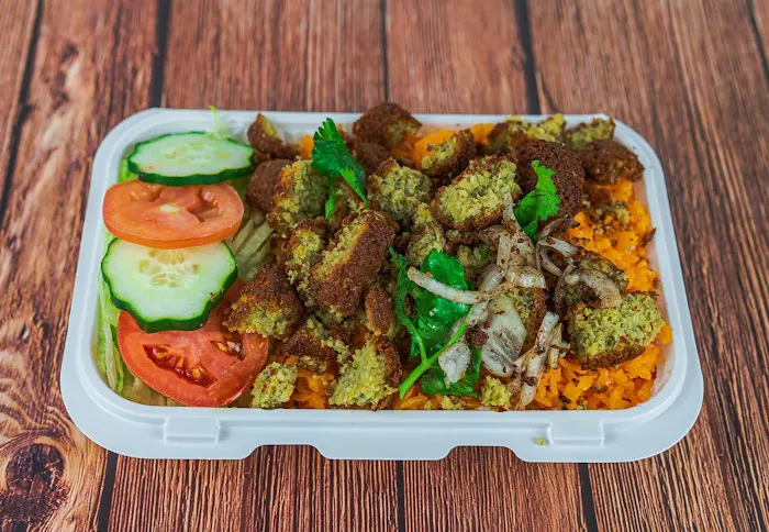 Zaki's Halal Food Picture 8