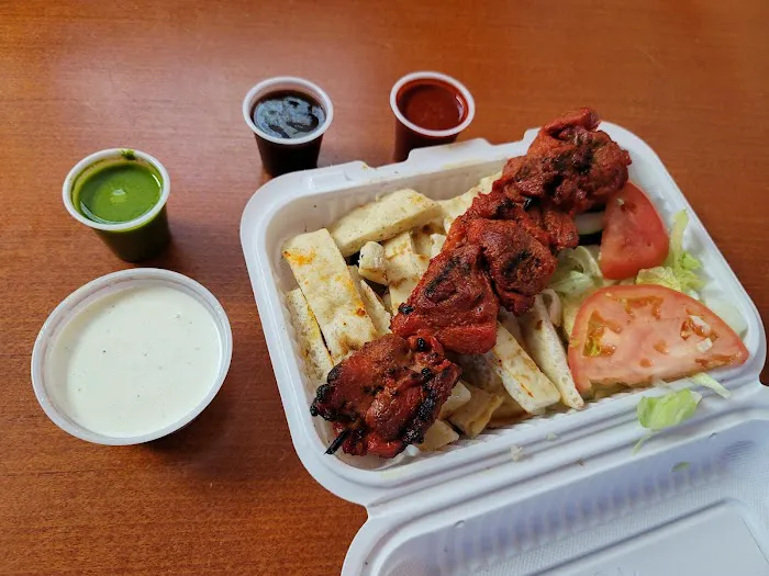 Zaki's Halal Food Picture 5