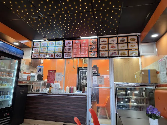 Zaki's Halal Food Picture 10