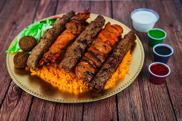 Zaki's Halal Food Picture 7