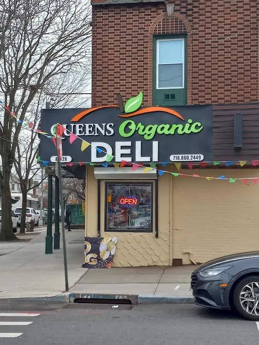 Queens Organic Deli Picture 1