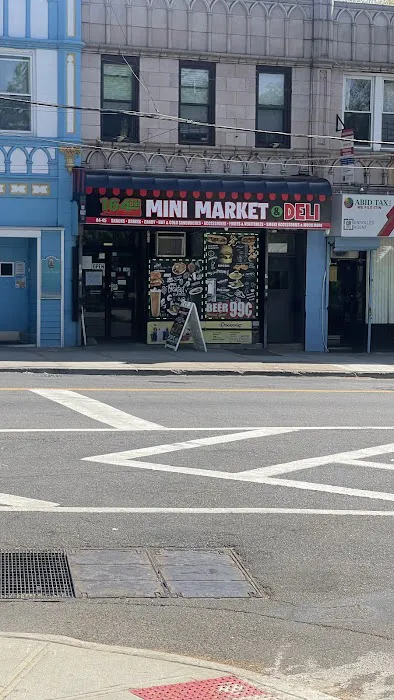 164TH MINI MARKET & DELI Picture 3