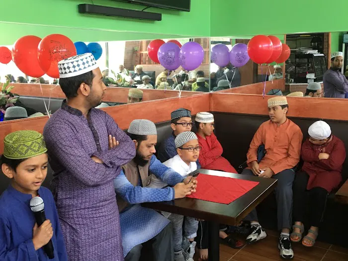 HALAL DINER Picture 4
