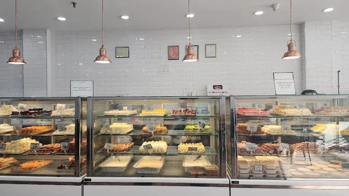 Premium Sweets & Restaurant (প্রিমিয়াম সুইটস এন্ড রেস্টুরেন্ট) Picture 3