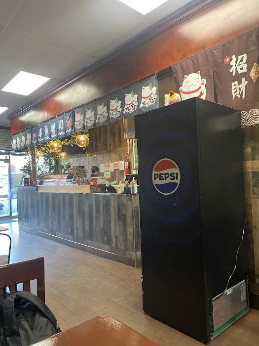 Saka Sushi and Asian Cuisine Picture 1