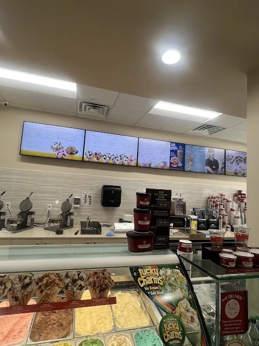 Cold Stone Creamery Picture 9