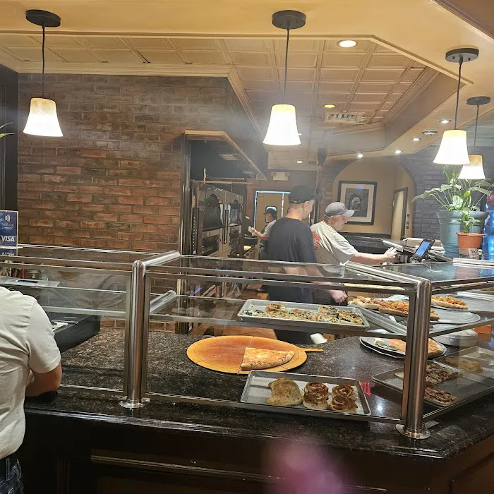 John's Pizzeria Picture 2
