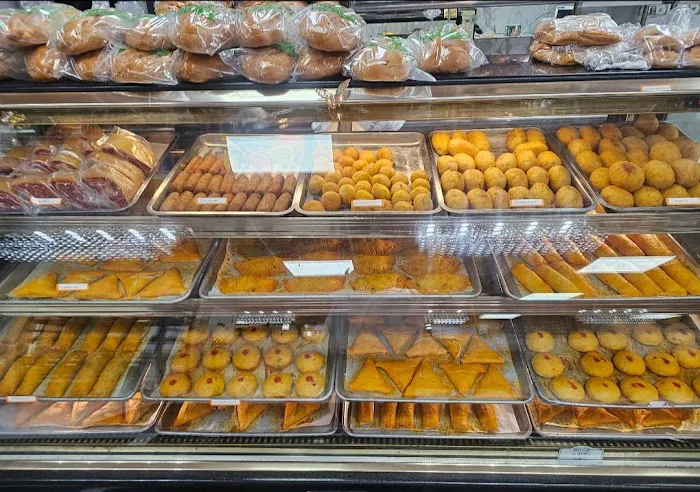 Bigwell Restaurant Bakery # 2 Picture 8