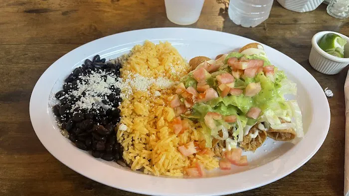 El Rinconcito De Los Sabores 2 Picture 2