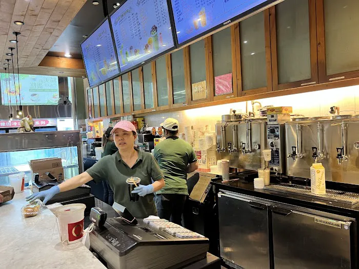 Maxin Bakery Picture 8