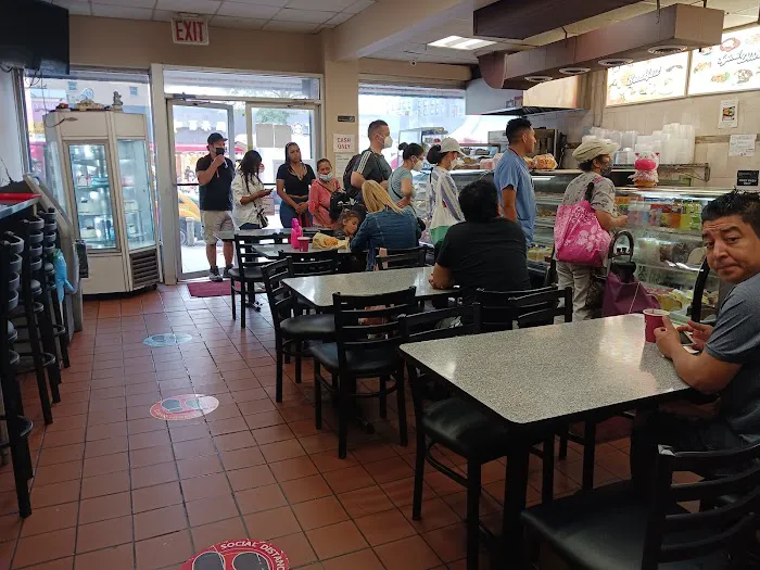 Latin Bakery Picture 9