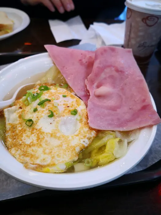 Tong's Cafe Picture 6