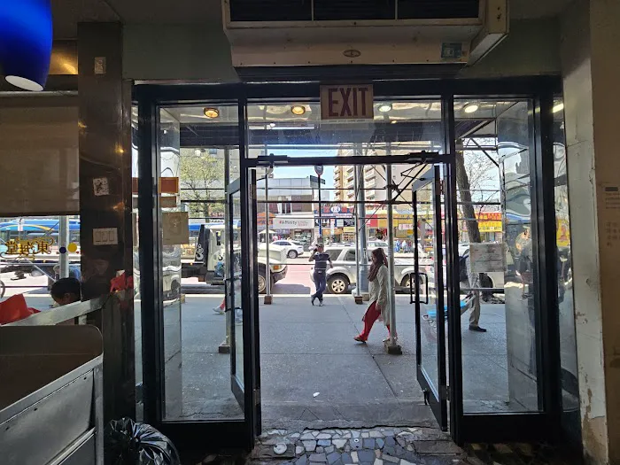 Tong's Cafe Picture 7