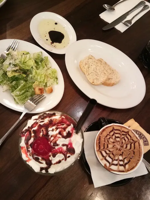 The Italian Kitchen Picture 9