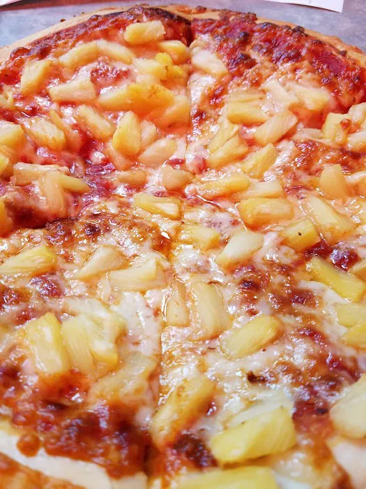 Singas Famous Pizza Picture 9