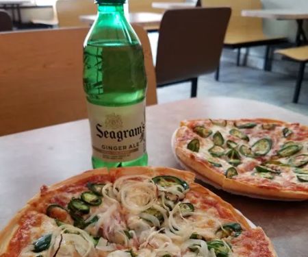 Singas Famous Pizza