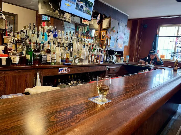 Kelly's Pub Picture 7