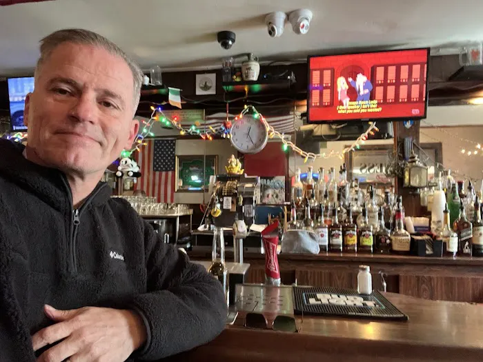 Kelly's Pub Picture 4