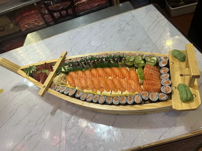 Fresh Sushi Bar Picture 6