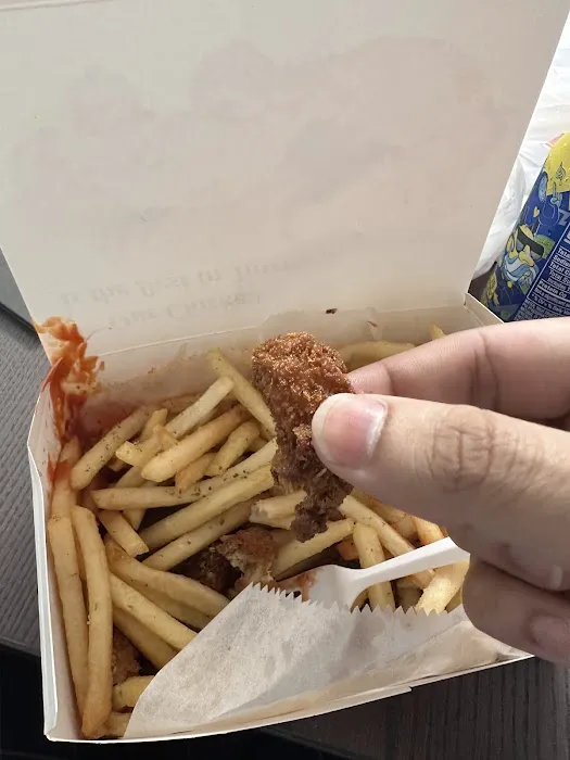 Crown Fried Chicken (Halal) Picture 5