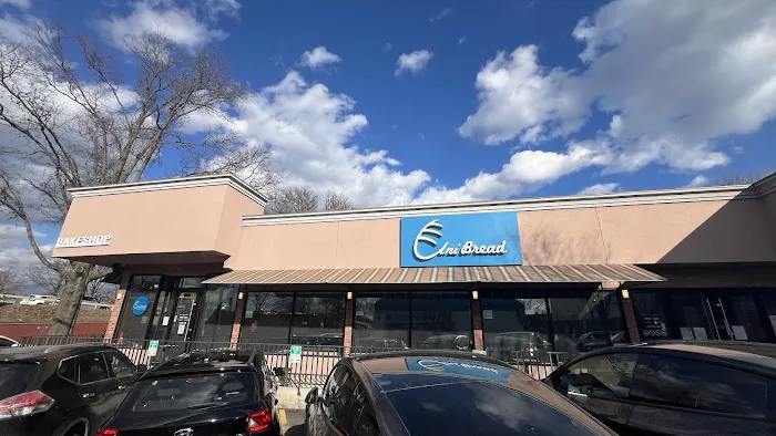 Unibread―Fresh Meadows Picture 2