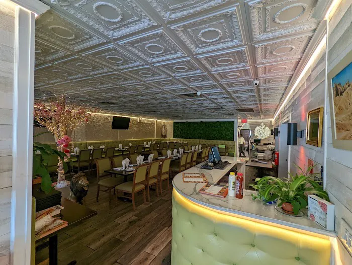 Shirazi Cafe Picture 6