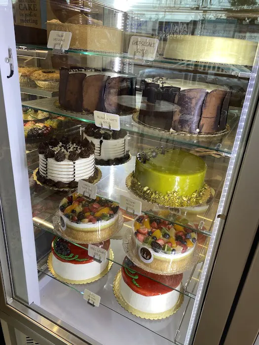 Lulu's Bakery Picture 6