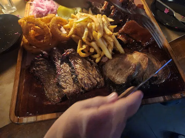 Chief Smokehouse Picture 1